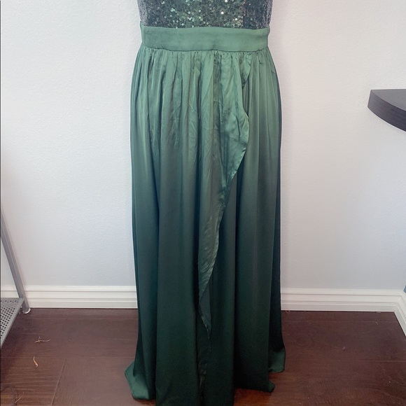 14S. SHEIN sequin maxi halter dress M - Picture 4 of 9